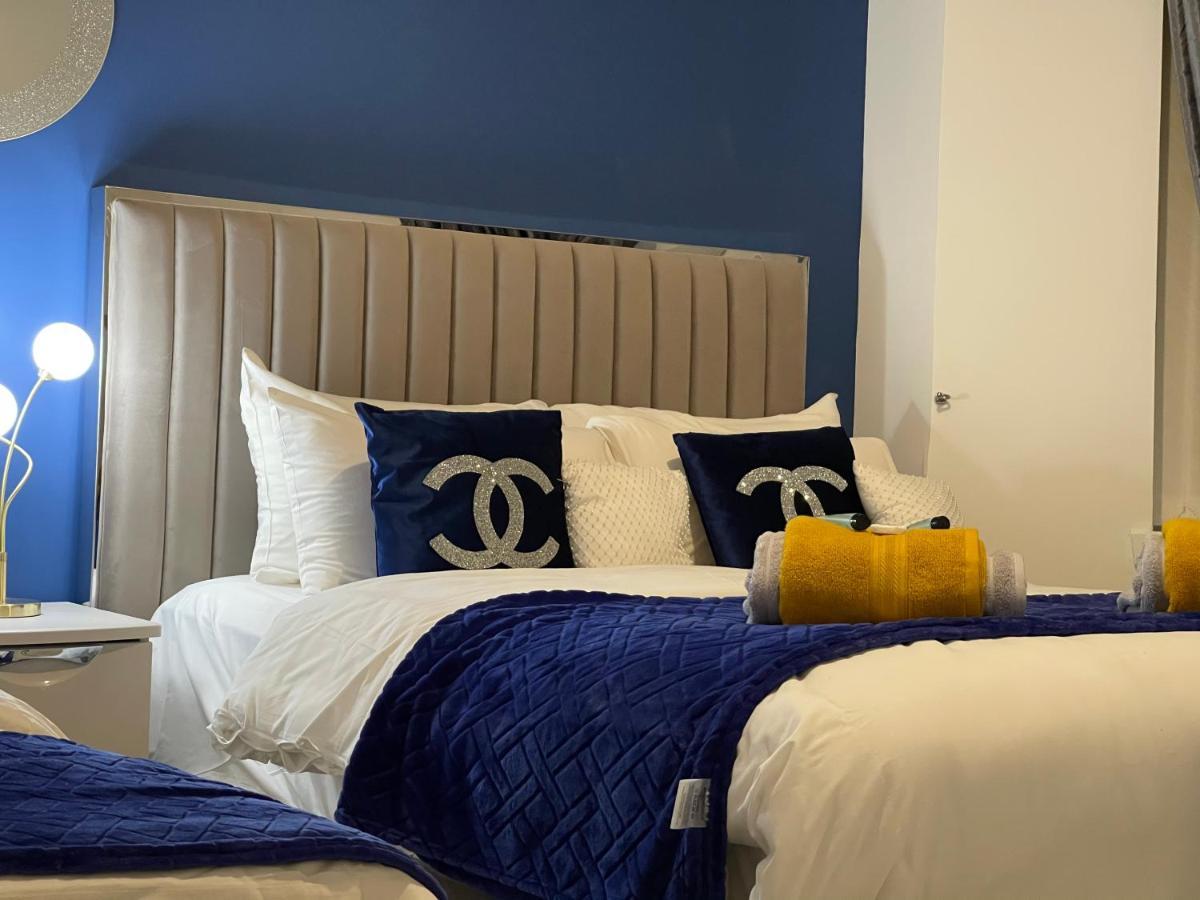 Apartmán Hla Holytown Mossend Exteriér fotografie
