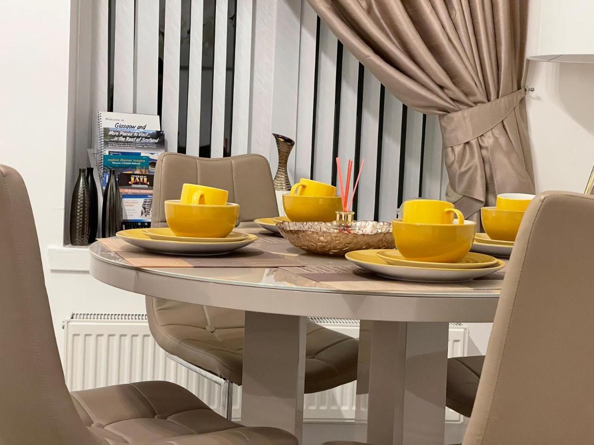 Apartmán Hla Holytown Mossend Exteriér fotografie
