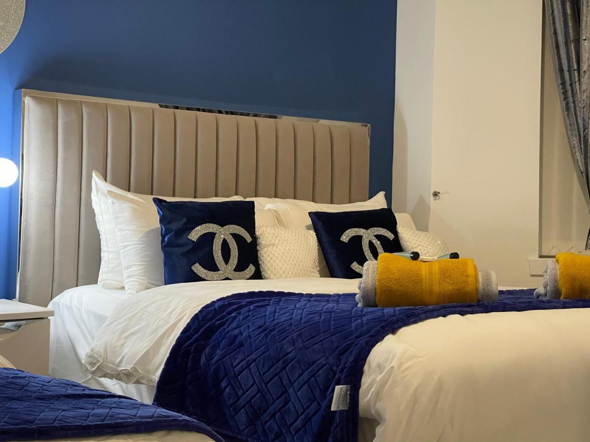 Apartmán Hla Holytown Mossend Exteriér fotografie