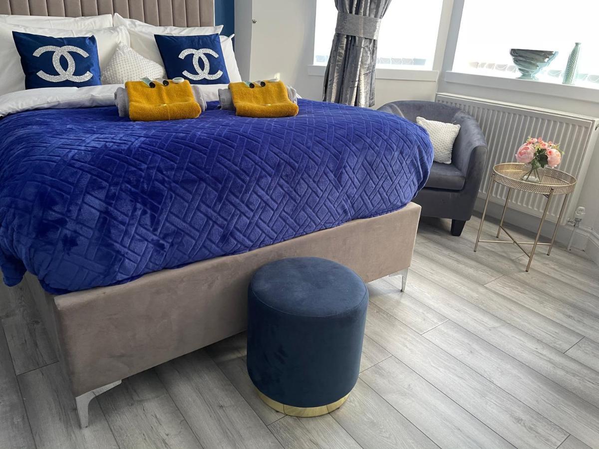 Apartmán Hla Holytown Mossend Exteriér fotografie